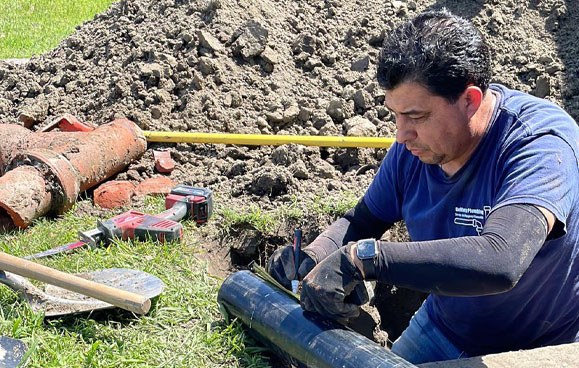 Commercial drain cleaning service